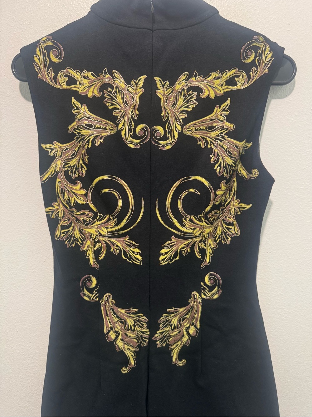 Cache Black Body Con Dress with Gold Baroque Embellishment - Picture 5 of 8